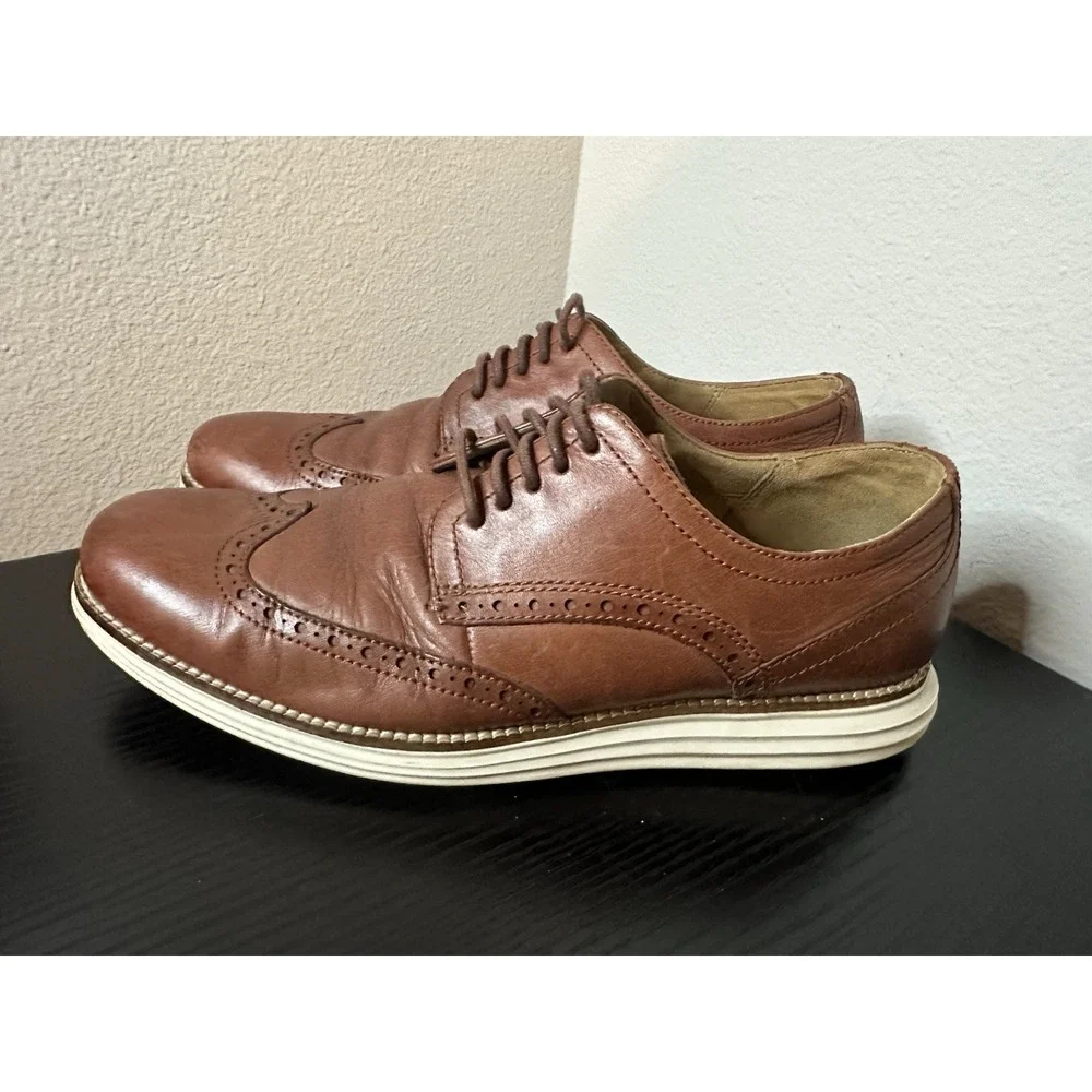 Size 9 - Cole Haan Men's Dress Shoes Brown Leather Wingtip Oxford C26471